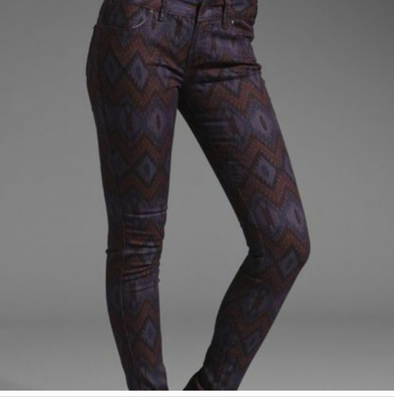 Free People Purple Aztec Tribal Print Skinny Jeans - Size 26 Great Condition - Picture 3 of 4